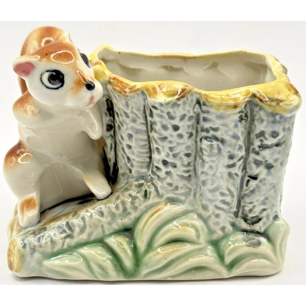 Vintage Squirrel Planter – Made in Japan Woodland Tree Stump Ceramic Planter